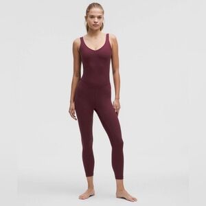 Lululemon Align Bodysuit 25”-Garnet